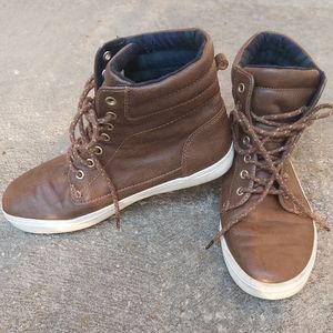 Old Navy Brown Shoes